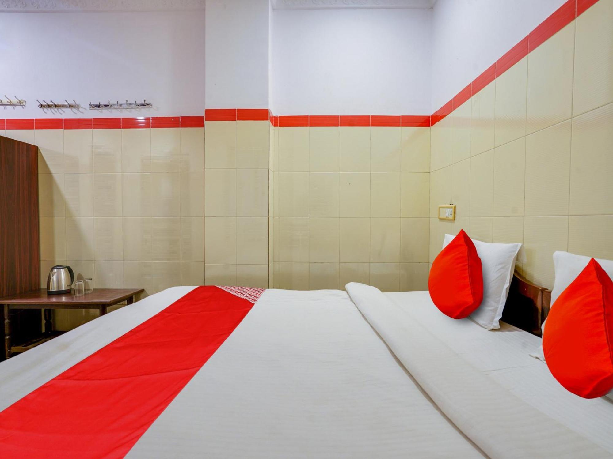 Hotel O Siro Inn Shamshabad Exterior photo