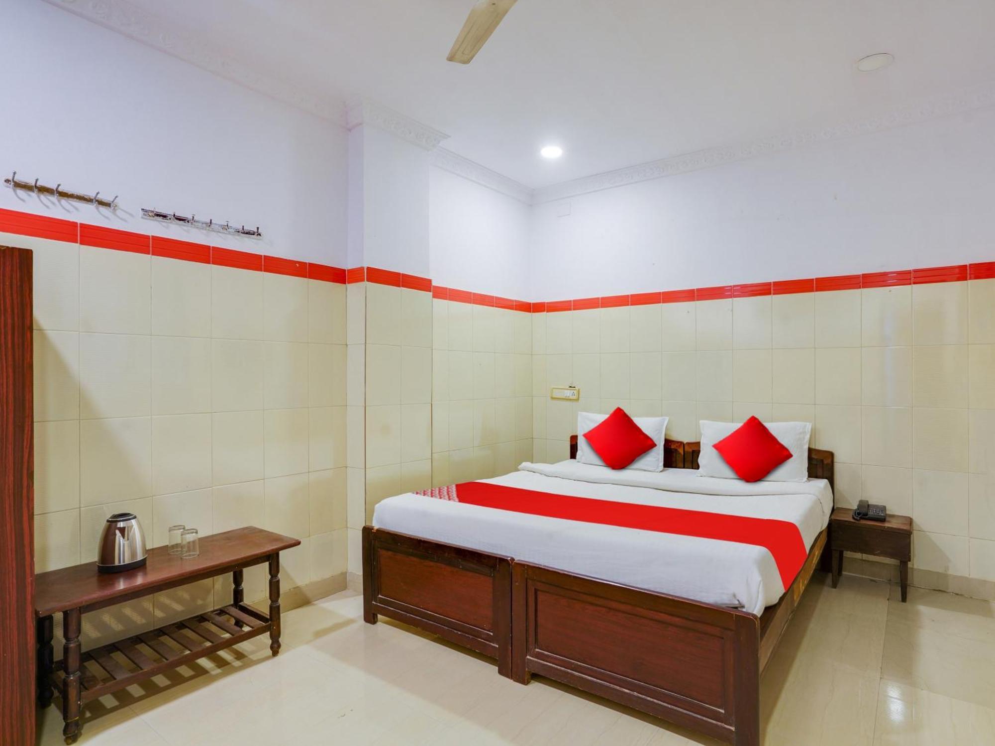 Hotel O Siro Inn Shamshabad Exterior photo