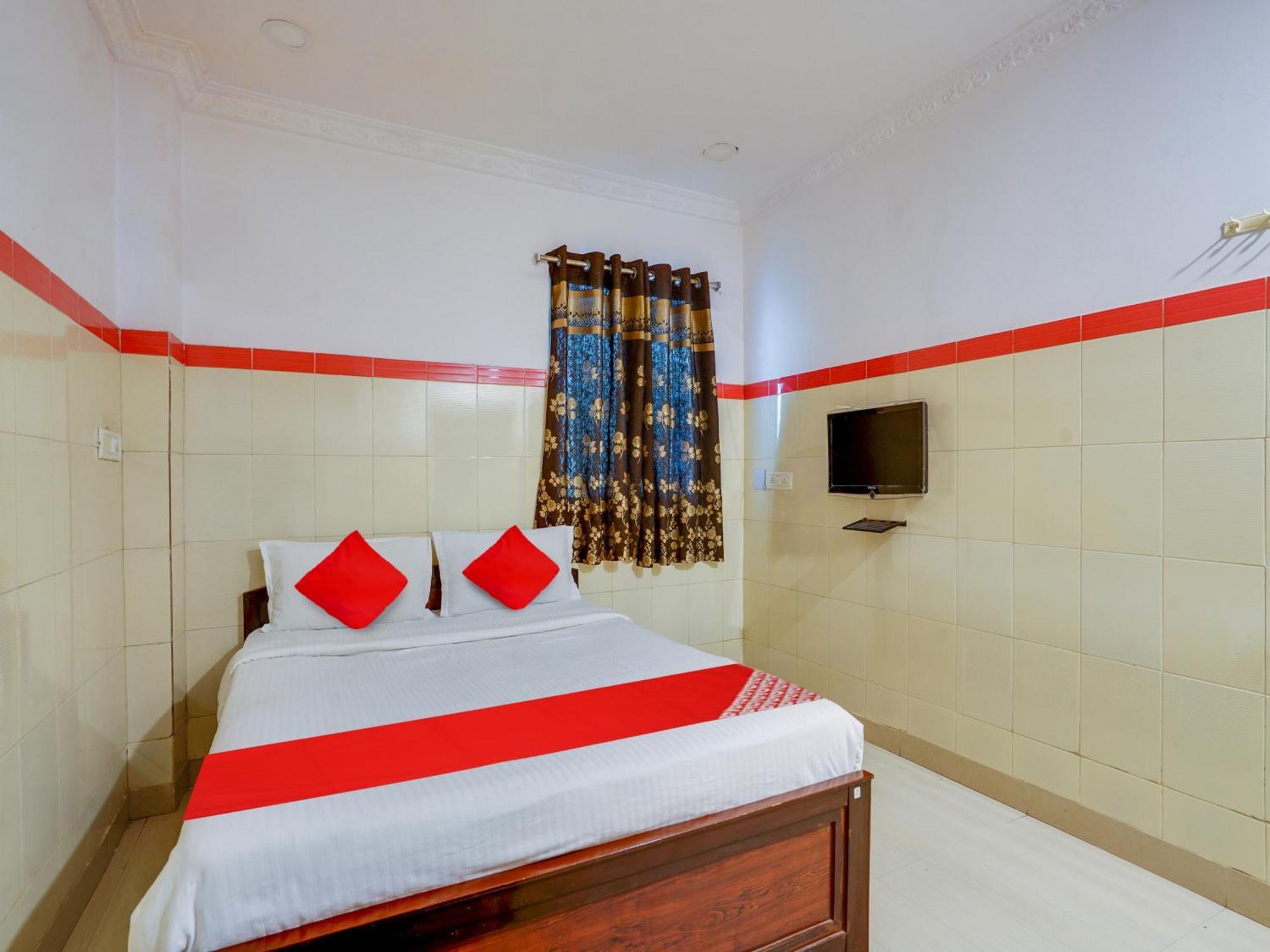 Hotel O Siro Inn Shamshabad Exterior photo