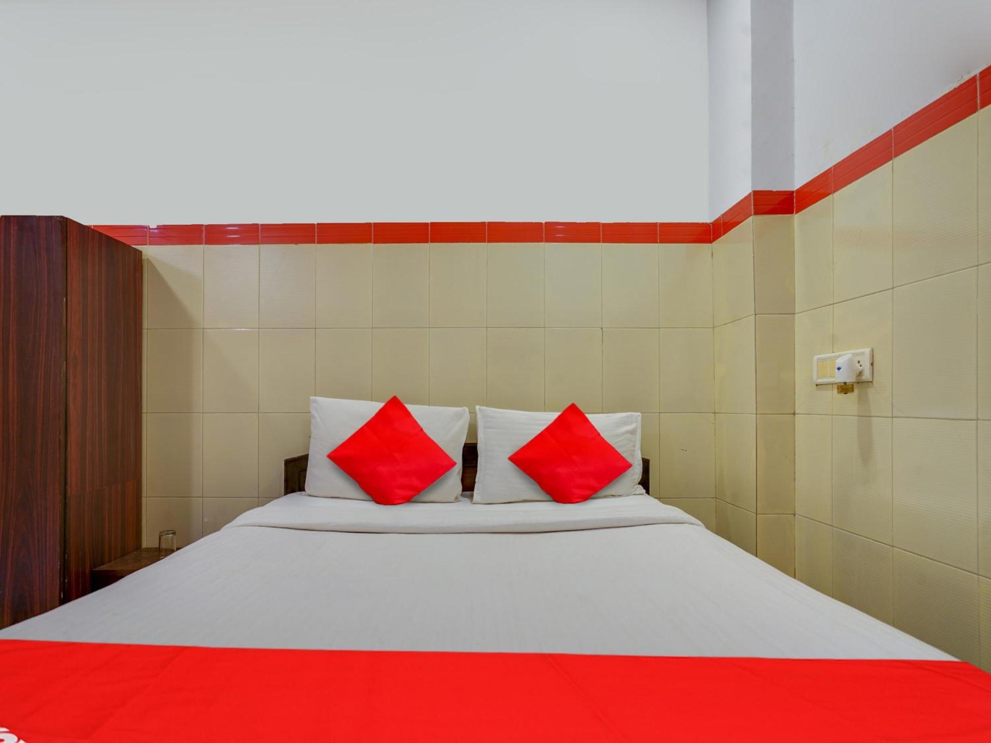 Hotel O Siro Inn Shamshabad Exterior photo